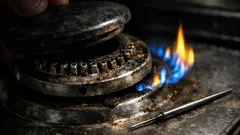 Gasherd-Brenner reinigen: So wird die Flamme wieder gleichmäßig blau